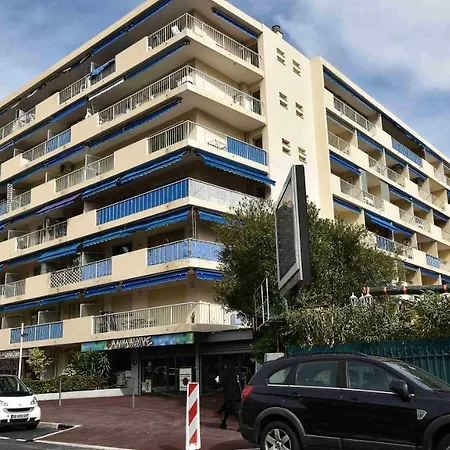 Victor Hugo Apartment *